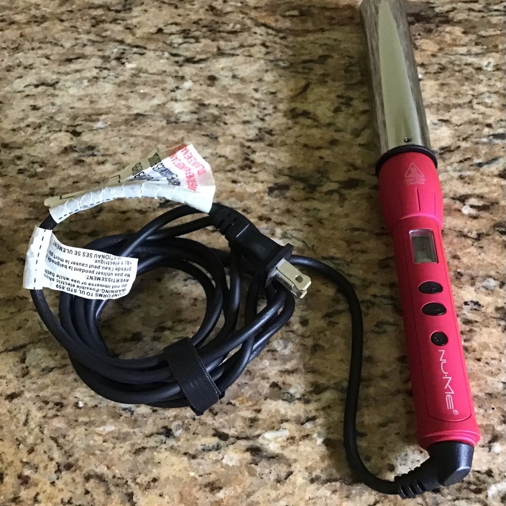 NuMe Magic Titanium Curling Wand 32mm